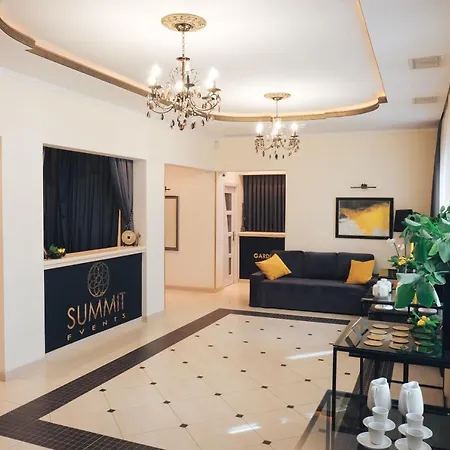 Hotel Summit 3*